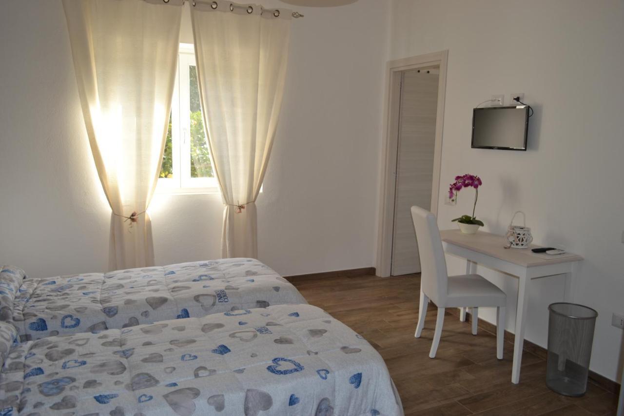 Etesia Bed & Breakfast Olbia Exterior photo