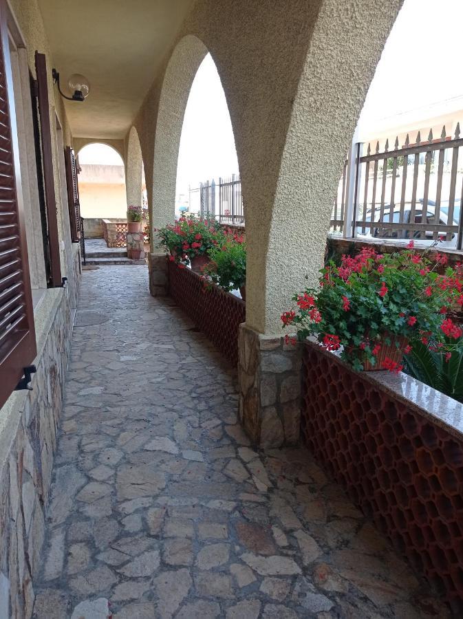 Etesia Bed & Breakfast Olbia Exterior photo